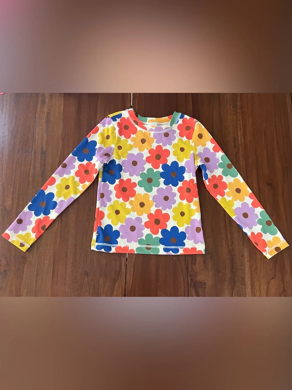 Hanna Anderson Rashguard Top & Shorts Set in Multicolored Spring Daisies on Ecru